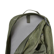 Load image into Gallery viewer, Vertx Long Walks Pack 28L Backpack Canopy Green